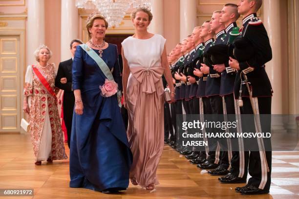 Queen Anne-Marie of Greece and princess Mabel of Oranje-Nassau from the Netherlands arrive for a gala dinner at the Royal Palace in Oslo, Norway on...