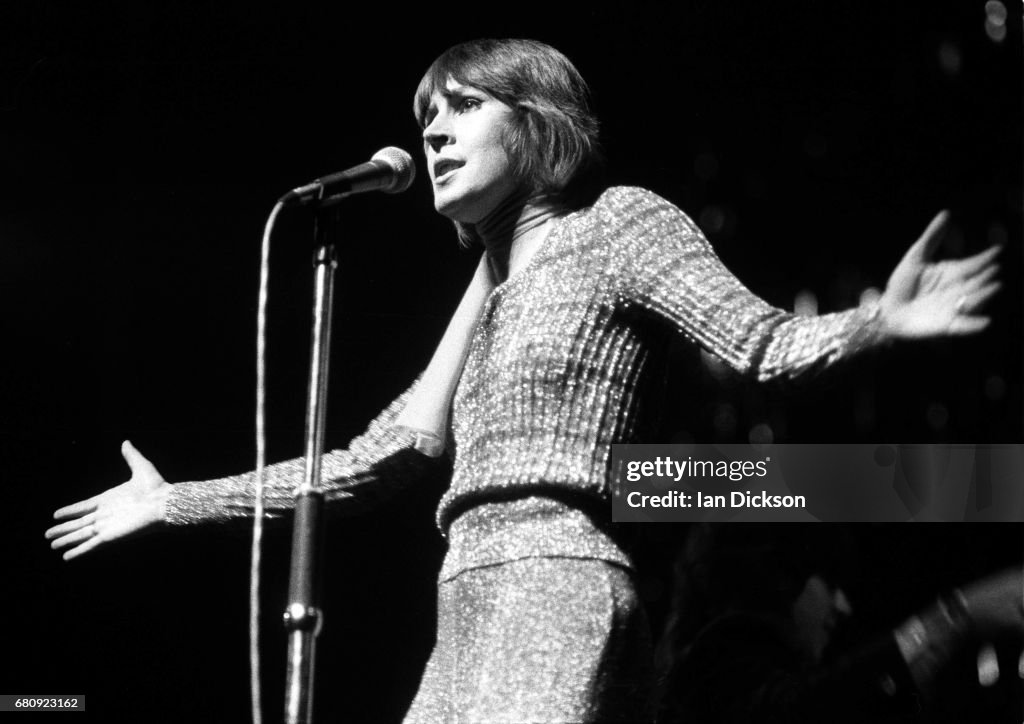 Helen Reddy