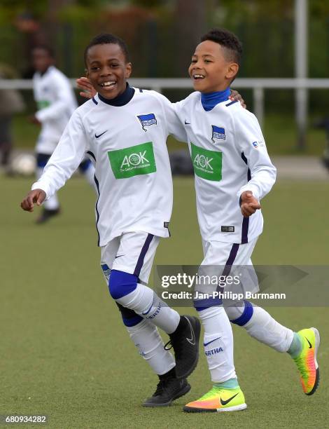 Aisosa Ivy and Maik Afri Akumu of Hertha BSC U9 during the test match between Hertha 03 Zehlendorf and Hertha BSC U9 on may 9, 2017 in Berlin,...