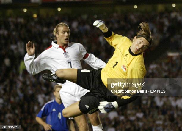 England's David Beckham sees his header saved by Liechtenstein's Peter Jehle