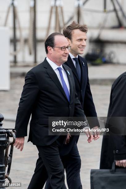 French President Francois Hollande and the new French President, former Leader of the political movement that he founded 'En Marche !' Emmanuel...