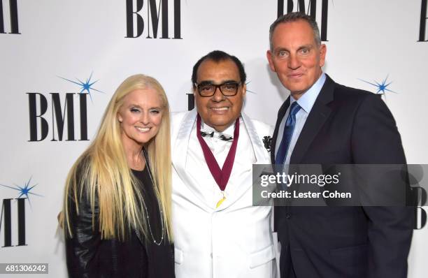 And General Manager Barbara Cane, singer Timmy Thomas, and BMI President and CEO Michael O'Neill at the Broadcast Music, Inc honors Barry Manilow at...