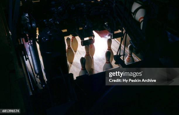 290 Vintage Bowling Pin Stock Photos, High-Res Pictures, and Images ...
