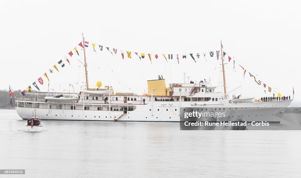 King and Queen Of Norway Celebrate Their 80th Birthdays - Luncheon on the Royal Yacht - Day 2