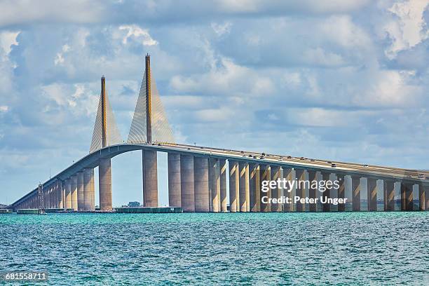 sunshine skyway bridge,tampa,florida - florida bridge stock pictures, royalty-free photos & images