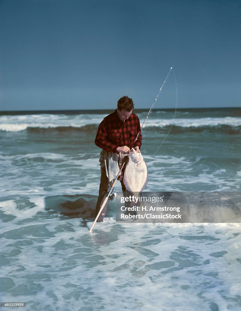 1940s 1950s MAN FISHING...