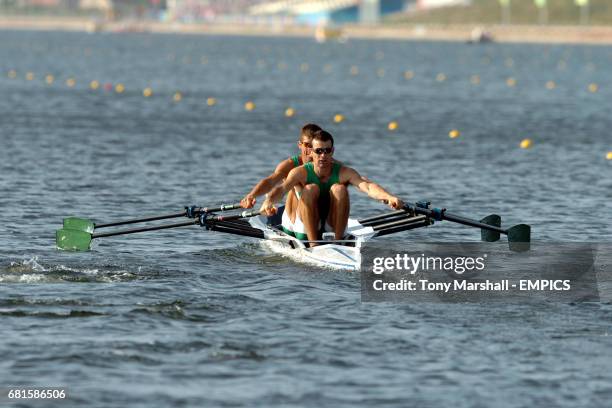 Sam Lynch Rowing 293 L R Sam Marshall Stock Photos, High-Res Pictures, and Images ...