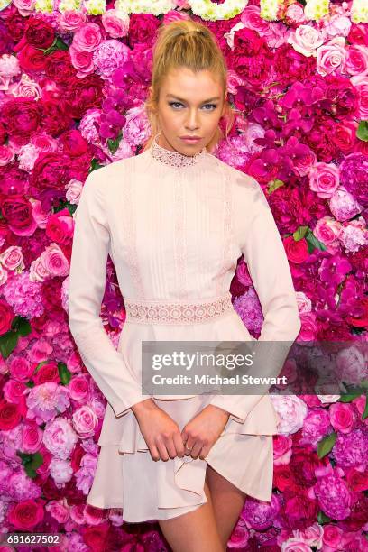 Victorias Secret Angels Josephine Skriver Stella Maxwell Celebrate