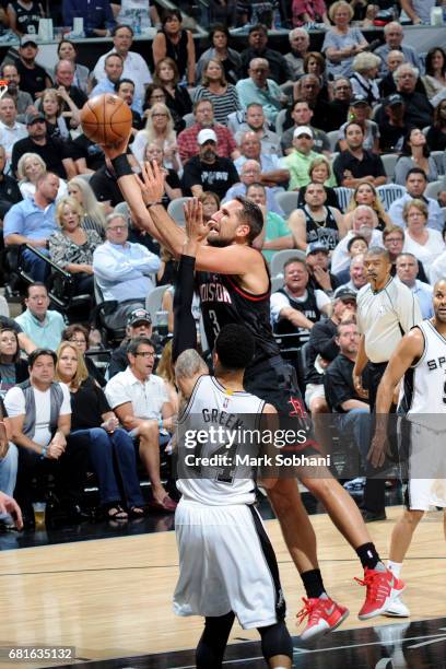 Ryan Anderson of the Houston Rockets goes to the basket against the San Antonio Spurs during Game Two of the Eastern Conference Semifinals of the...