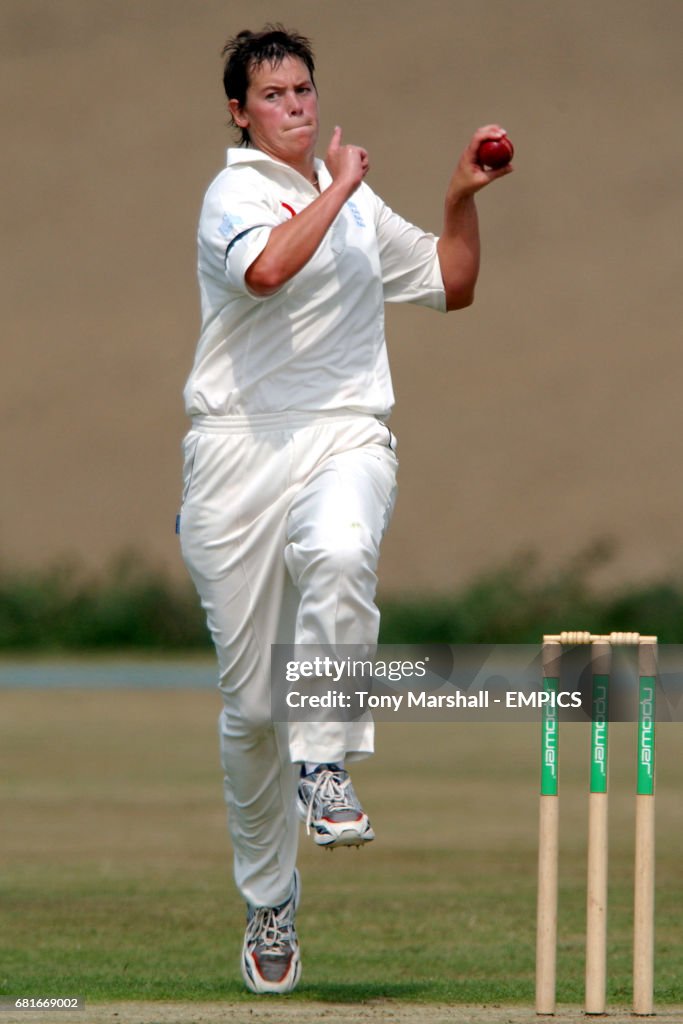 Cricket - Women's First Test - England v South Africa