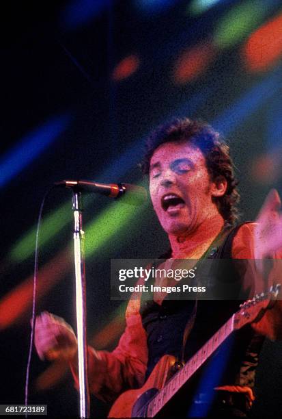 Springsteen 1978 Bruce Springsteen 1978 Photos and Premium High Res Pictures - Getty Images