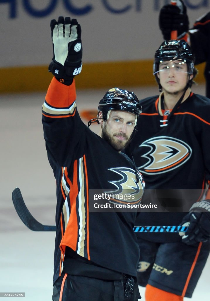 NHL: MAY 10 2nd Round Game 7 - Oilers at Ducks