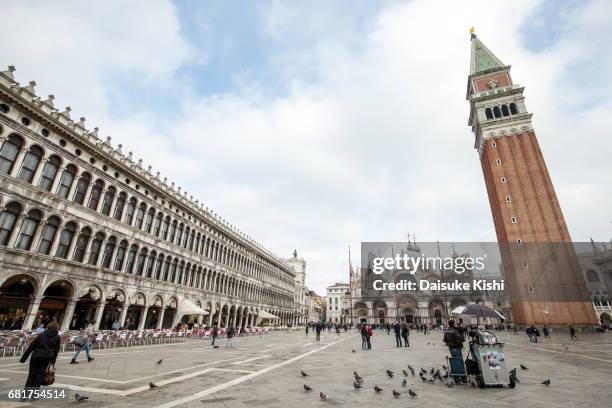 st. mark's square in venice, italy - ヴェネツィア fotografías e imágenes de stock