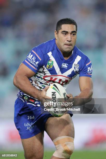 Danny Fualalo of the Bulldogs runs the ball during the round 10 NRL match between the Canterbury Bulldogs and the North Queensland Cowboys at ANZ...