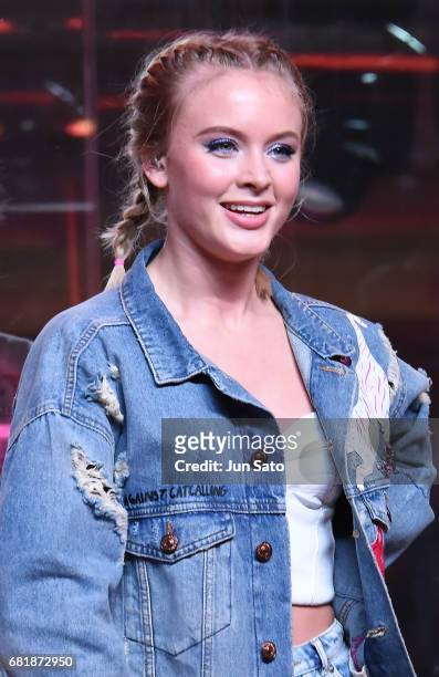 Overleving profiel Verbetering 36 Zara Larsson X H M Music Night Live Photos and Premium High Res Pictures  - Getty Images