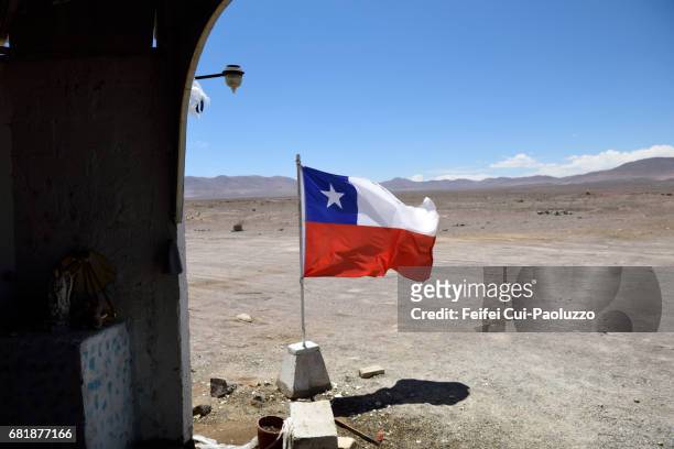 a small chapel near oficina alemania, in atacama region, northern chile - alemania chile stock-fotos und bilder