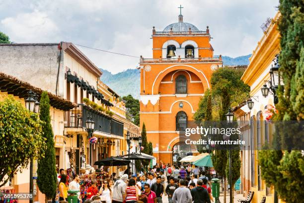 san cristóbal de las casas in chiapas, mexiko - san cristobal stock-fotos und bilder