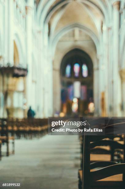 cathedral of notre dame of lausanne (switzerland) - lausanne cathedral notre dame stock pictures, royalty-free photos & images