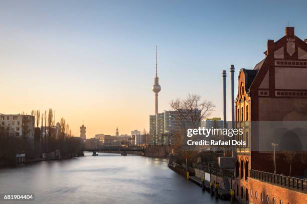 spree river, berlin, germany - television tower berlin stock pictures, royalty-free photos & images