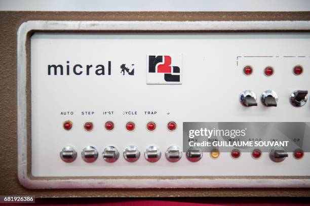 Computers 1973 Computer 1973 Photos and Premium High Res Pictures - Getty Images