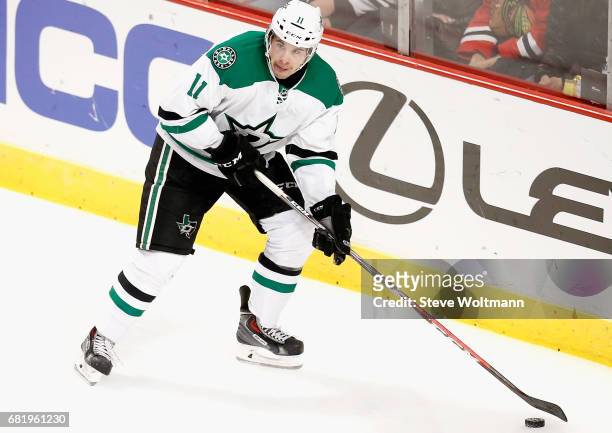 Curtis McKenzie of the Dallas Stars plays in the game against the Chicago Blackhawks at the United Center on November 16, 2014 in Chicago, Illinois.