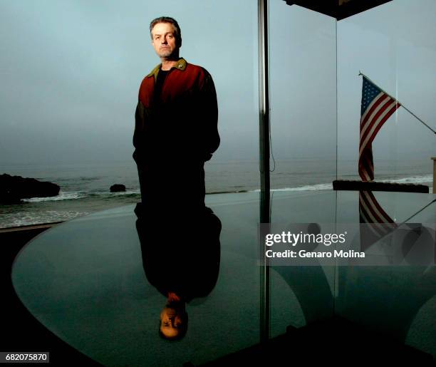Filmmaker Jonathan Demme is photographed for Los Angeles Times on July 23, 2004 in Malibu, California. PUBLISHED IMAGE. CREDIT MUST READ: Genaro...
