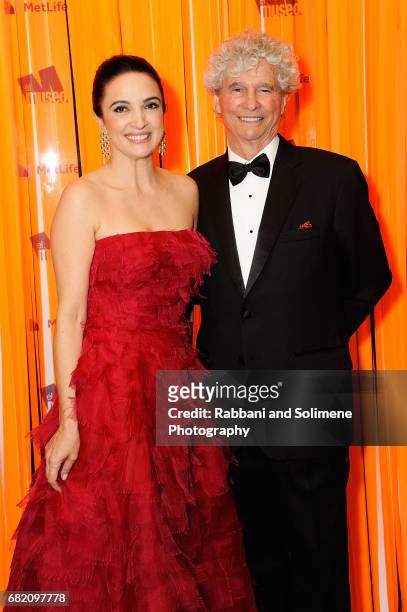 Clarice Oliveira Tavares and Tony Bechara attends the El Museo Gala 2017 at The Plaza Hotel on May 11, 2017 in New York City.