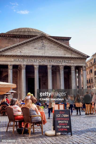 rome, pantheon - cultura italiana stock-fotos und bilder