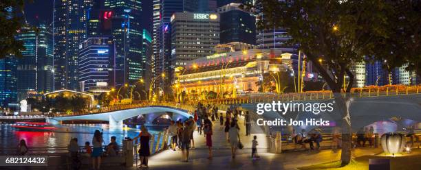 the newly opened jubilee bridge on marina bay commemorating singapore's 50th birthday. - 50th birthday stock pictures, royalty-free photos & images