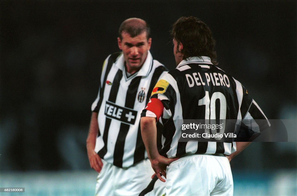Claudio Villa Archive
