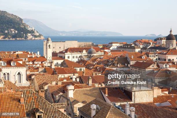 the scenery of dubrovnik, croatia - 煙突 photos et images de collection