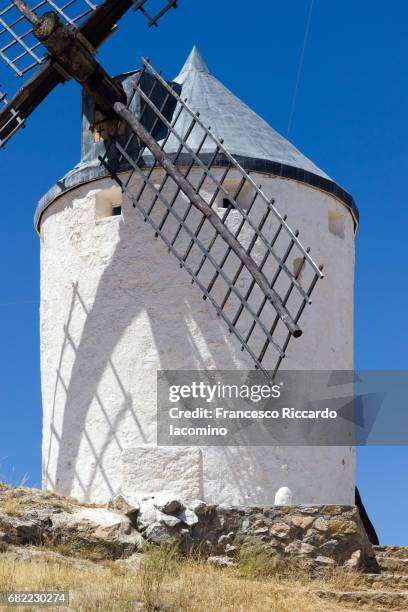 windmills in spain - francesco riccardo iacomino spain stock pictures, royalty-free photos & images