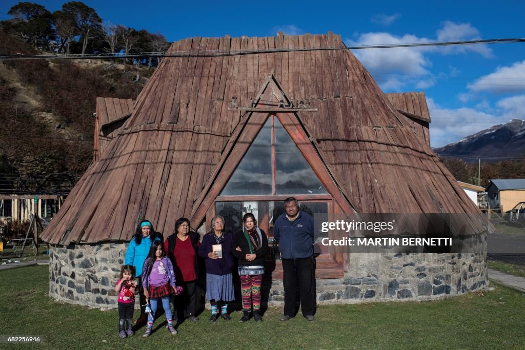 DOUNIAMAG-CHILE-INDIGENOUS-YAGAN-CALDERON