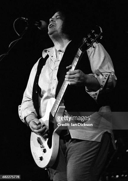 Leslie West of West, Bruce And Laing performing on stage at City Hall, Newcastle-upon-Tyne, United Kingdom, 24 April 1973.