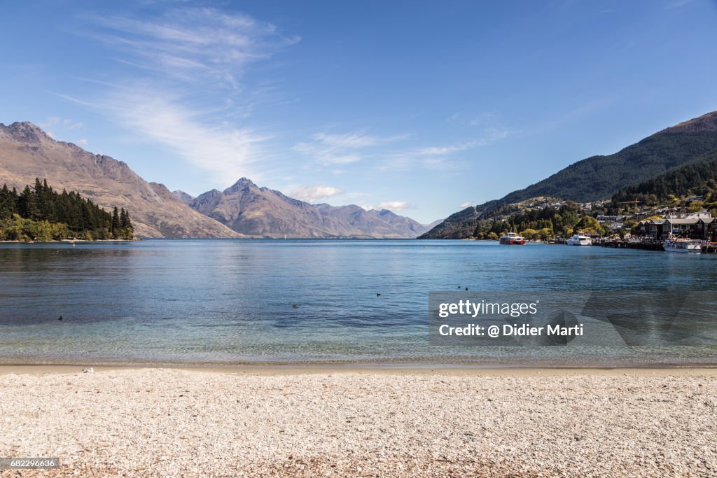 Lake Wakatipu in the Queenstown town center in New Zealand