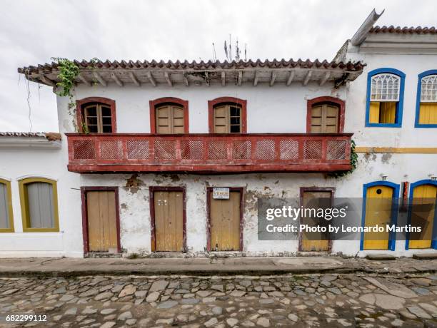 colonial houses of paraty - américa do sul stock pictures, royalty-free photos & images