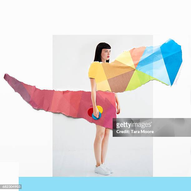 woman with paper collage - bizarre fashion photos et images de collection