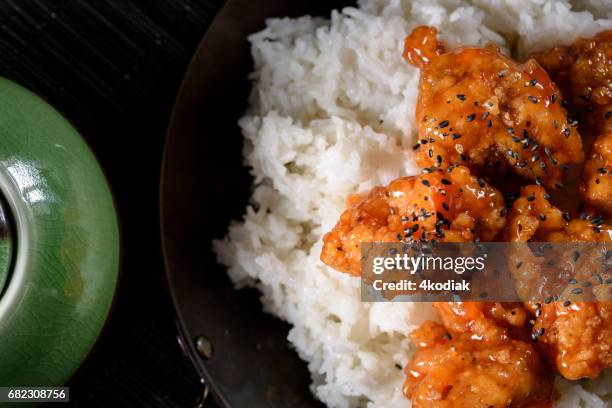 酢豚丼 - sweet and sour pork ストックフォトと画像