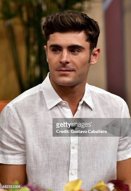 Zac Efron is on the set of 'Despierta America' to promote the film 'Baywatch' at Univision Studios on May 12, 2017 in Miami, Florida.