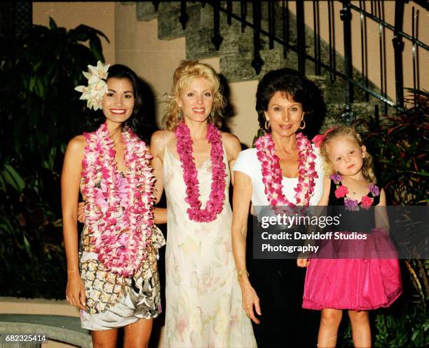 Laura Locklear Ann Maples Photos and Premium High Res Pictures - Getty Images