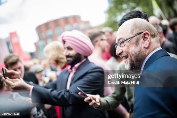 Martin Schulz, leader of the German Social Democrats poses with supporters at the final SPD campaign rally in state elections in North...