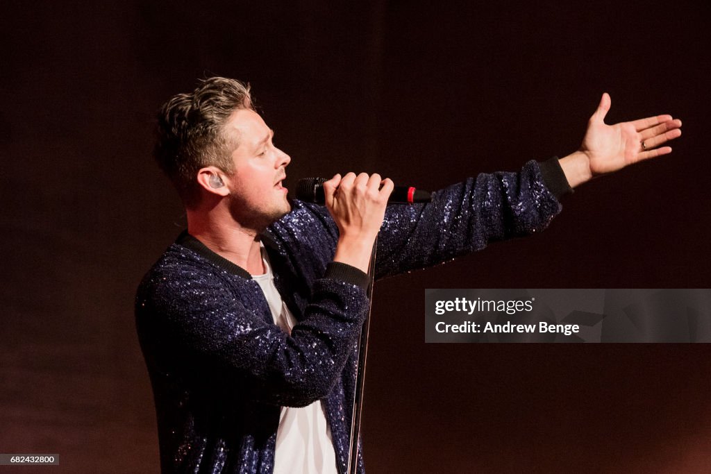 Tom Chaplin Performs At The Barbican, York