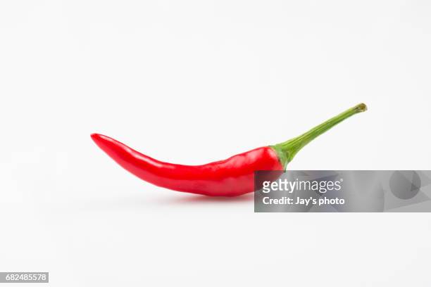 red chilli peppers - chilis stockfoto's en -beelden