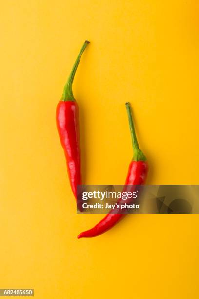 red chilli peppers - mexico chile fotografías e imágenes de stock