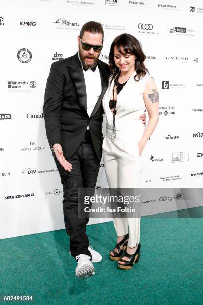 British singer Rea Garvey and his wife Josephine Garvey attend the GreenTec Awards at ewerk on May 12, 2017 in Berlin, Germany.