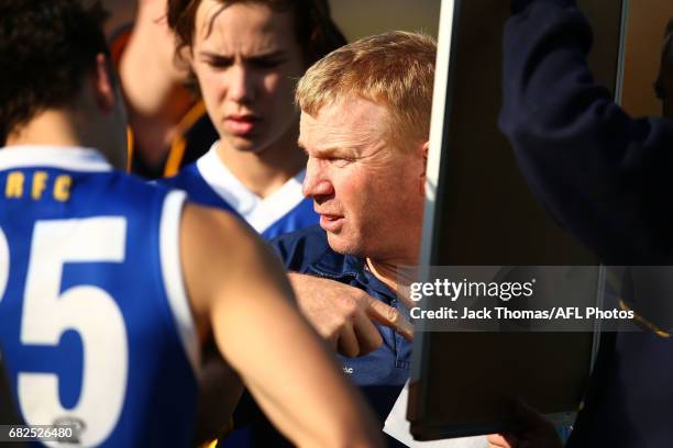 Eastern Ranges Coach 64 Darren Bewick Stock Photos, High-Res Pictures, and Images - Getty Images