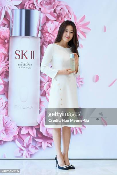 South Korean actress Kim Hee-Ae attends the photocall for SK-II Beauty Class with Kim Hee-Ae at Lotte Department Store on May 11, 2017 in Seoul,...