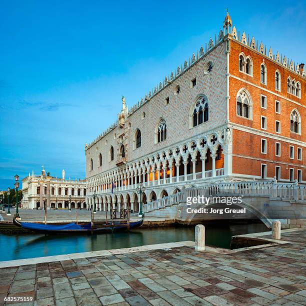 doge's palace - doge's palace venice stock pictures, royalty-free photos & images