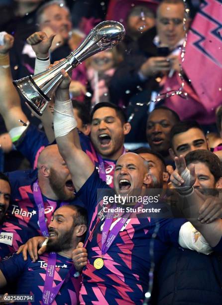 Sergio Parisse of Stade Francais lifts the trophy after the European Rugby Challenge Cup Final between Gloucester and Stade Francais
