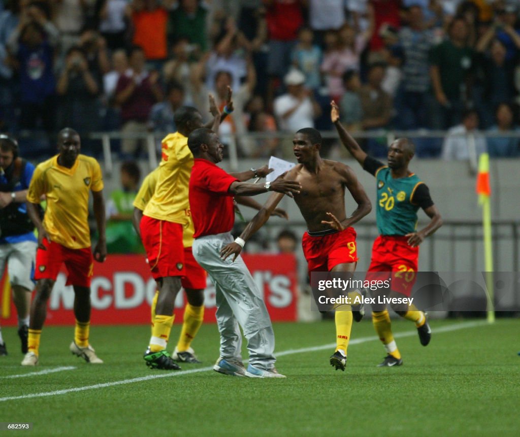 Samuel Eto'o of Cameroon celebrates